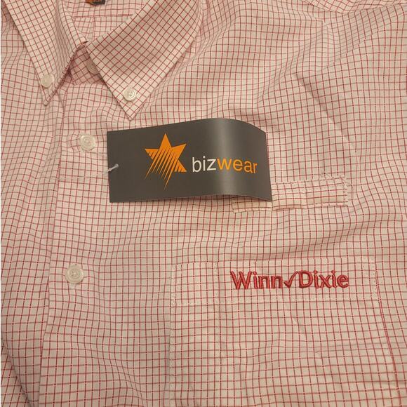 NWT Winn-Dixie Men’s L 17.5 Red Check Button-Down Shirt Embroidered Logo Career - Picture 5 of 9